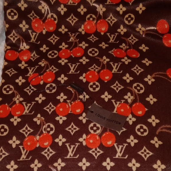 Large Louis Vuitton Cherry Motif Scarf in Brown and Red - Picture 3 of 10